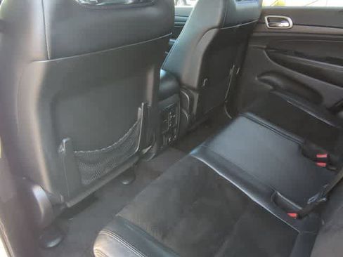 Certified 2018 Jeep Grand Cherokee Altitude AWD/4WD image 18