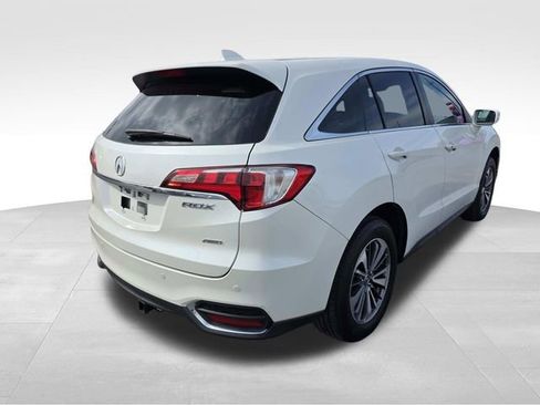 Used 2018 Acura RDX AWD w/ Advance Package image 3