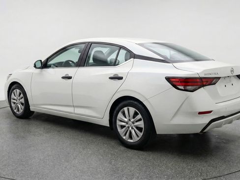 Used 2025 Nissan Sentra S image 6