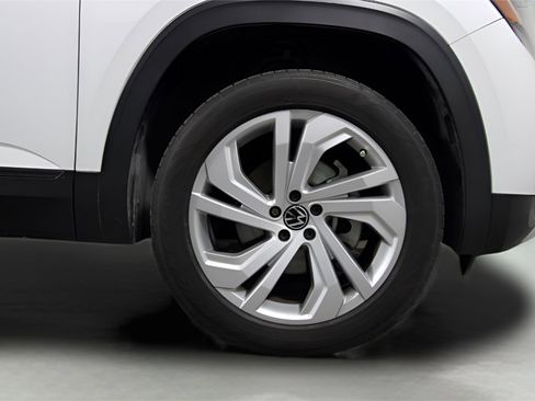 Used 2022 Volkswagen Atlas SE image 9