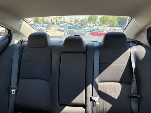 Used 2025 Nissan Altima 2.5 SV image 38