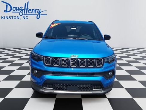 New 2026 Jeep Compass Latitude AWD/4WD image 8