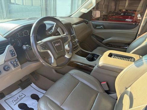 Used 2015 GMC Yukon XL SLT w/ Open Road Package AWD/4WD image 10
