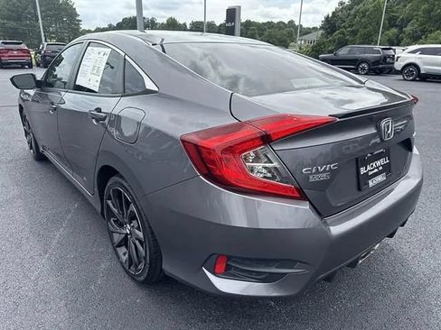 Used 2019 Honda Civic Sport image 4