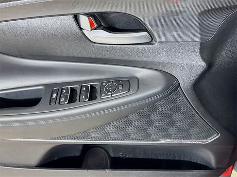 Used 2023 Hyundai Santa Fe SEL w/ Premium Package image 16