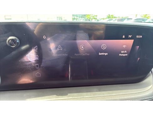 Used 2024 Buick Encore GX Sport Touring AWD/4WD image 14