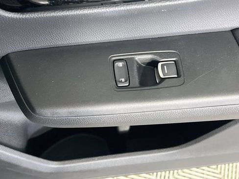 Used 2025 Honda CR-V EX-L image 32
