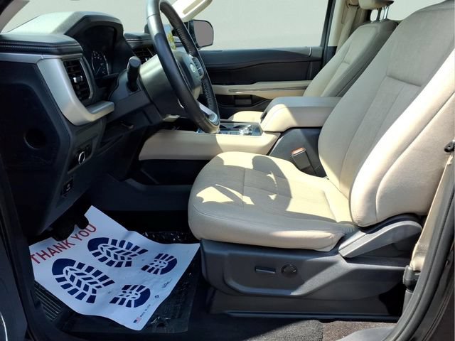 Used 2024 Ford Expedition XLT AWD/4WD image 17