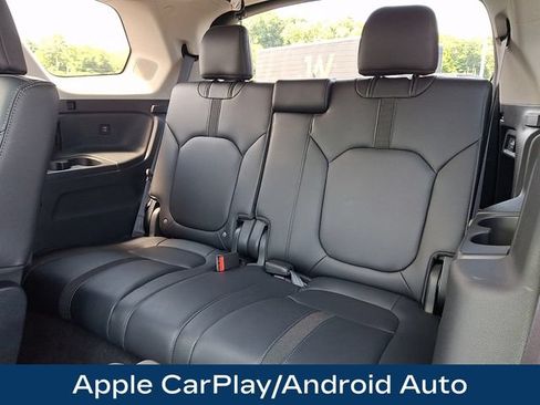 Used 2025 Honda Pilot Touring image 19