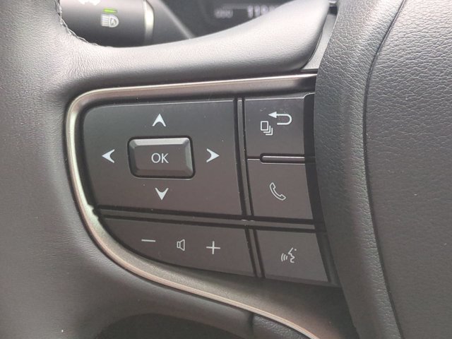 Certified 2024 Lexus UX 250h FWD image 23