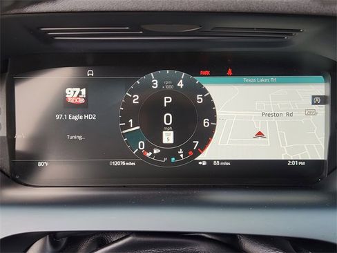 Used 2024 Land Rover Discovery Sport Dynamic SE image 15