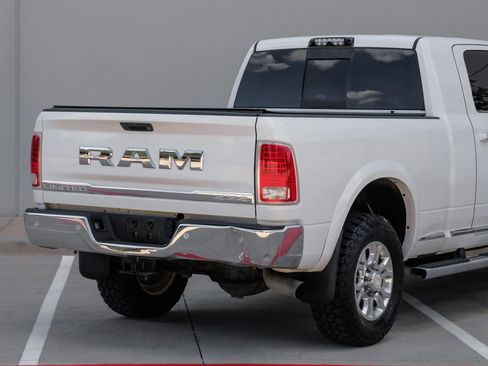 Used 2017 RAM 2500 Limited AWD/4WD image 5