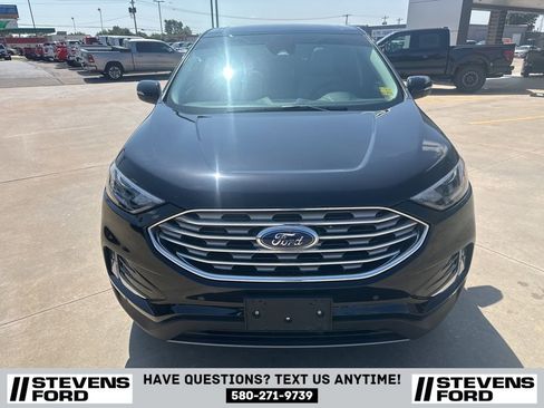 Used 2024 Ford Edge Titanium image 11