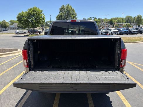 Used 2018 Ford F150 XLT w/ Equipment Group 302A Luxury AWD/4WD image 8