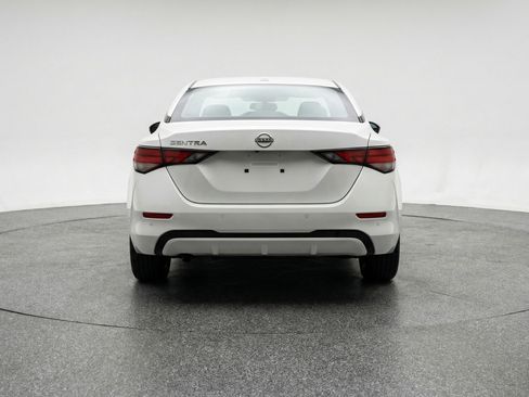 Used 2025 Nissan Sentra SV FWD image 7
