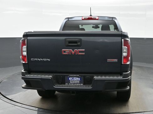 Used 2015 GMC Canyon SLE w/ All-Terrain Package image 5