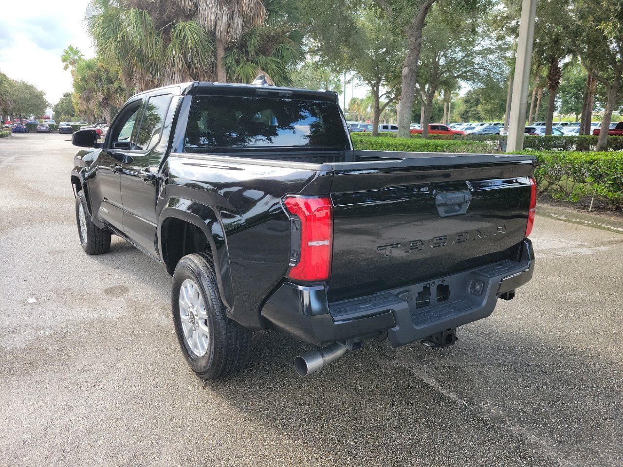 Used 2026 Toyota Tacoma SR5 RWD image 4
