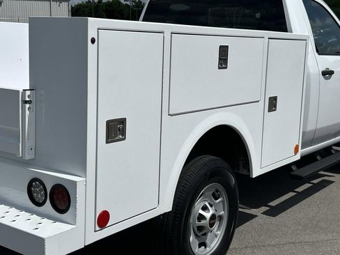 Used 2022 GMC Sierra 2500 Pro w/ Convenience Package RWD image 13
