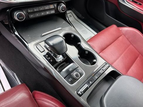 Used 2019 Kia Stinger GT2 image 22