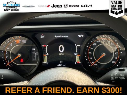 Used 2025 Jeep Wrangler Unlimited Rubicon image 25