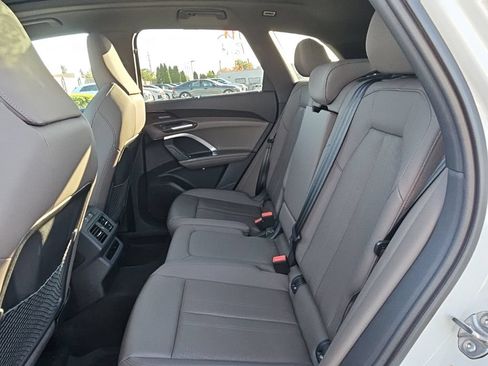 Certified 2025 Audi Q5 Premium Plus w/ Premium Plus AWD/4WD image 12