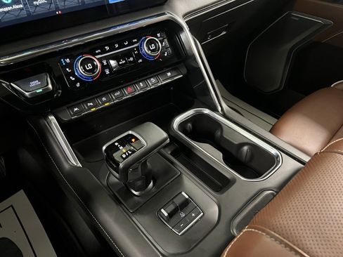 Used 2024 GMC Sierra 1500 Denali Ultimate image 42