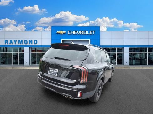 Certified 2025 Kia Telluride AWD image 3