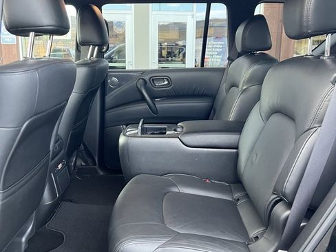 Used 2024 Nissan Armada SL w/ Midnight Edition Package image 14