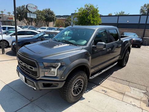 Used 2019 Ford F150 Raptor w/ Equipment Group 802A Luxury AWD/4WD image 12
