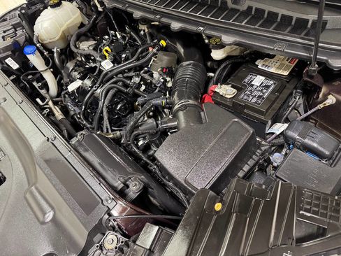 Used 2019 Ford Edge Titanium w/ Equipment Group 301A image 88