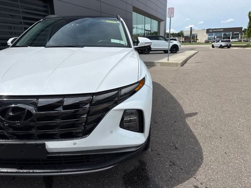 Used 2022 Hyundai Tucson Limited AWD/4WD image 10