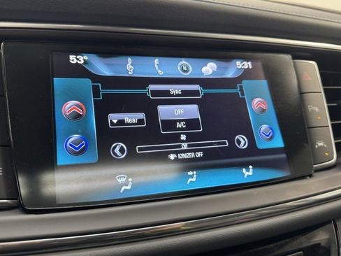 Used 2019 Buick Enclave Premium image 20