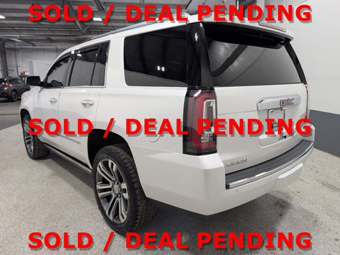 Used 2018 GMC Yukon Denali w/ Denali Ultimate Package AWD/4WD image 4