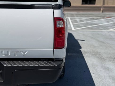 Used 2008 Ford F250 XL RWD image 14