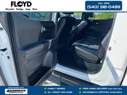 Used 2019 Toyota Tacoma TRD Off-Road image 21