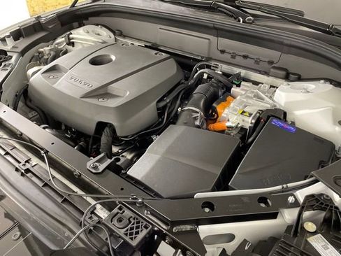 Used 2024 Volvo XC60 T8 Plus w/ Protection Package image 43