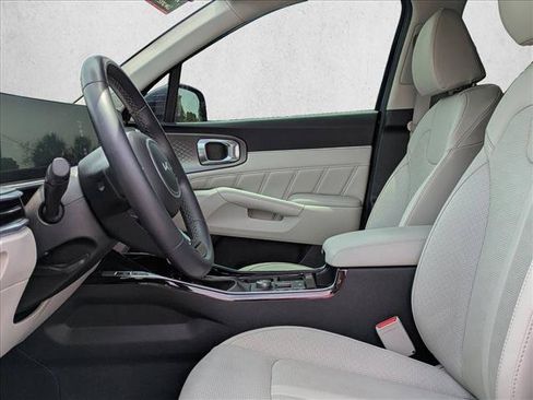 Used 2024 Kia Sorento SX FWD image 18