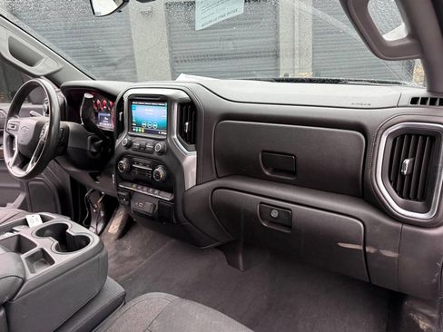 Used 2019 Chevrolet Silverado 1500 RST image 14