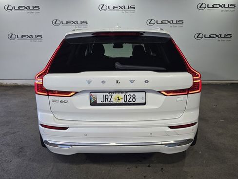 Used 2022 Volvo XC60 T8 Inscription Expression image 9