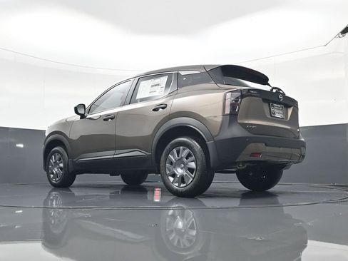 New 2026 Nissan Kicks S image 21