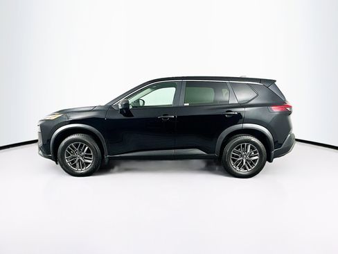 Used 2023 Nissan Rogue S image 4