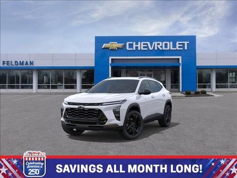 New 2026 Chevrolet Trax ACTIV w/ Sunroof Package FWD image 8