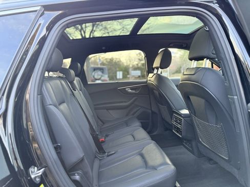 Used 2021 Audi Q7 2.0T Premium Plus w/ Executive Package image 27