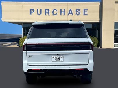 New 2027 Lincoln Navigator L Premier