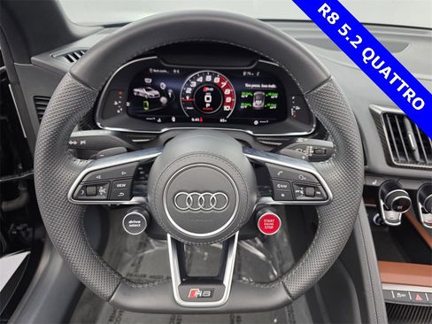 Used 2018 Audi R8 V10 image 14