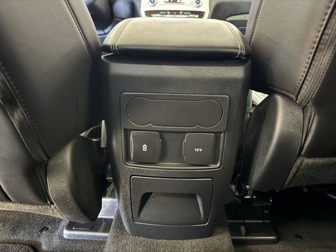 Used 2023 Ford Explorer XLT w/ Equipment Group 202A image 28