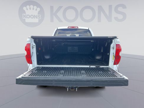 Used 2017 Toyota Tundra SR5 image 25