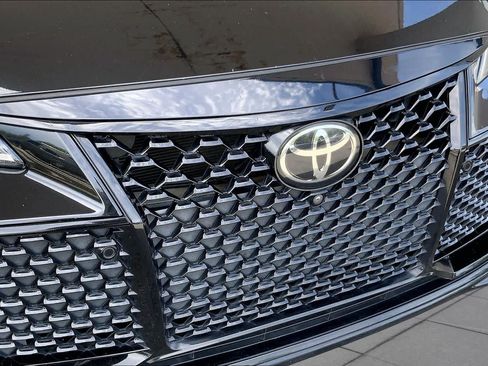 Used 2019 Toyota Avalon Touring w/ Advanced Safety Package FWD image 31