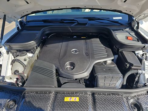 New 2026 Mercedes-Benz GLS 450 4MATIC image 33