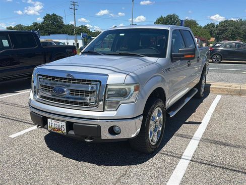 Used 2014 Ford F150 XLT w/ Equipment Group 302A Luxury AWD/4WD image 3